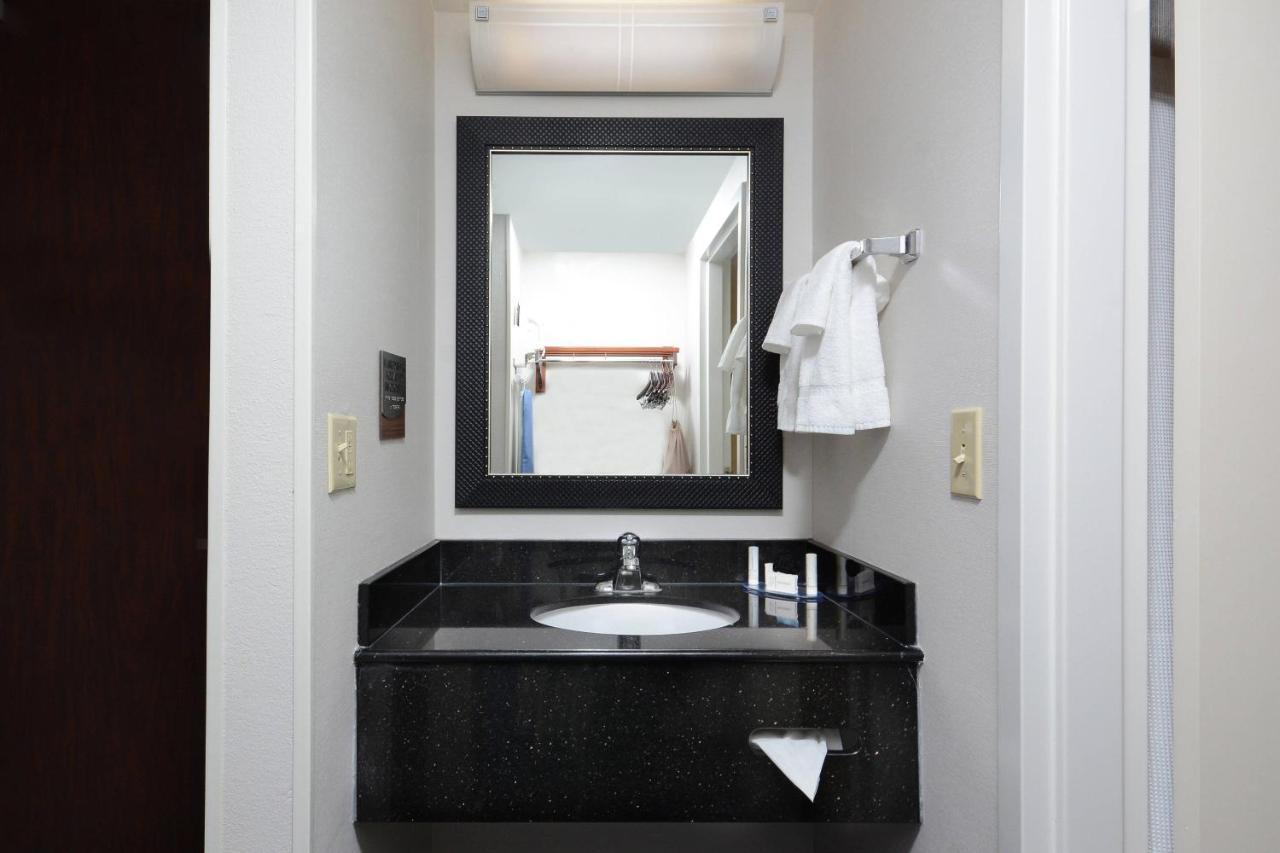 Fairfield Inn&Suites by Marriott Charlottesville North Eksteriør bilde
