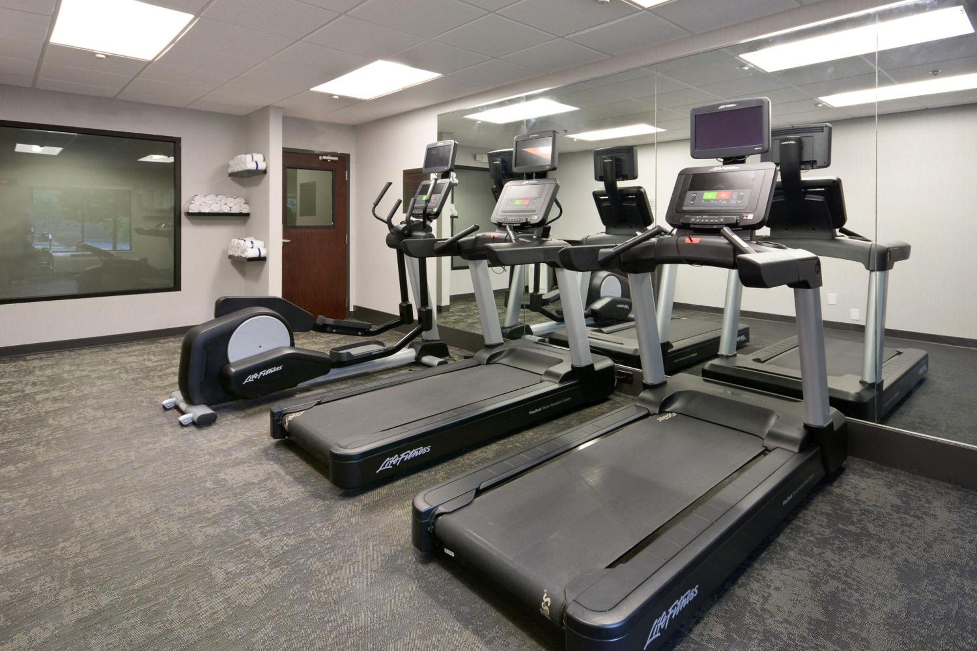 Fairfield Inn&Suites by Marriott Charlottesville North Eksteriør bilde