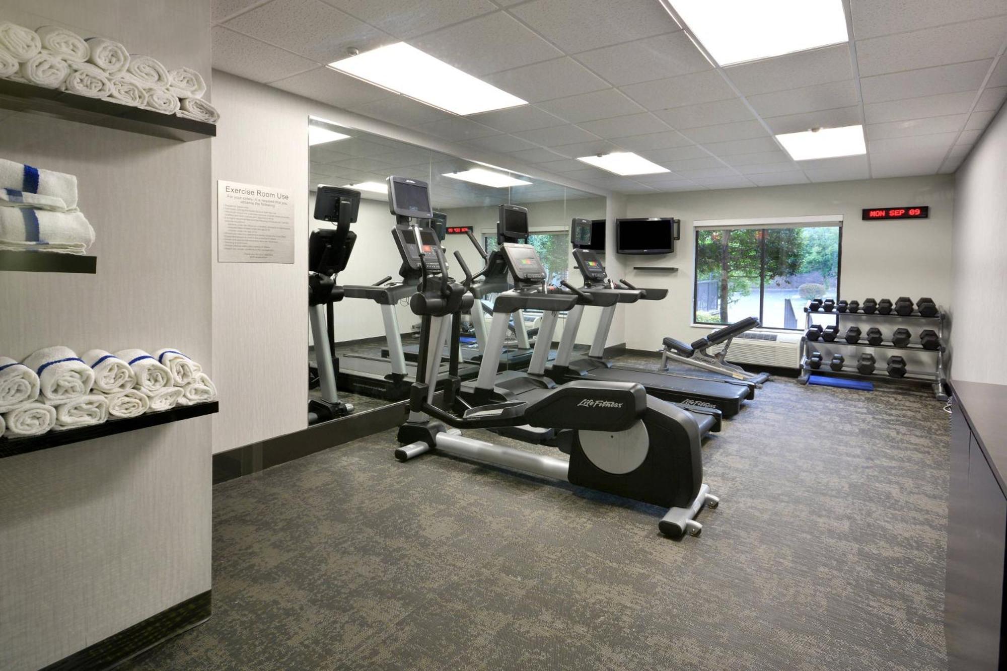Fairfield Inn&Suites by Marriott Charlottesville North Eksteriør bilde